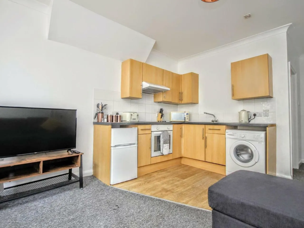 Queens Square Flat 1 Brighton Apartment